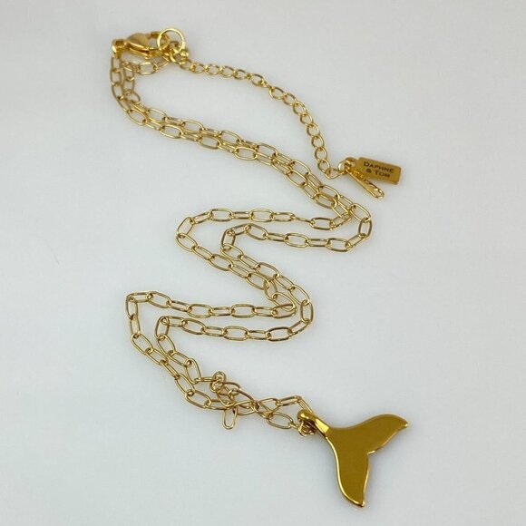 Gold Plated Enamel Whale Tail Pendant Necklace Paperclip Chain Stainless Steel - Picture 4 of 8